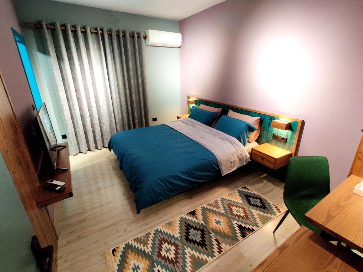 Piro'S Cozy Rooms - City Centre Korce Bagian luar foto